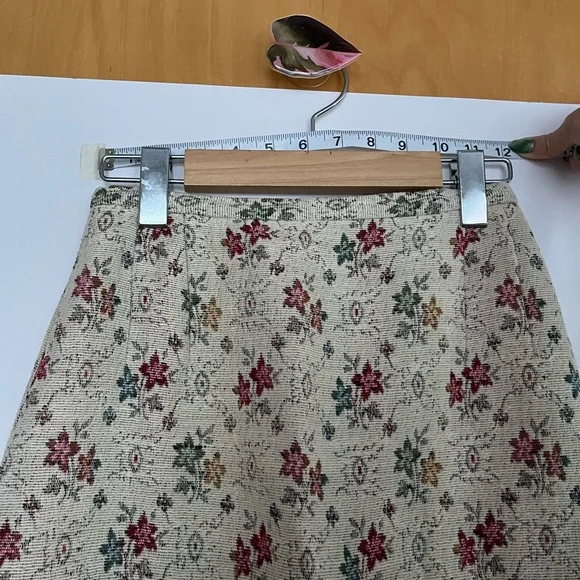 Vintage Floral Tapestry Skirt 24” - Picture 3 of 9